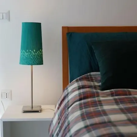Casa Ariosto, Moderno E Luminoso * كابري