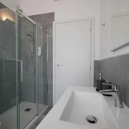 Casa Ariosto, Moderno E Luminoso *